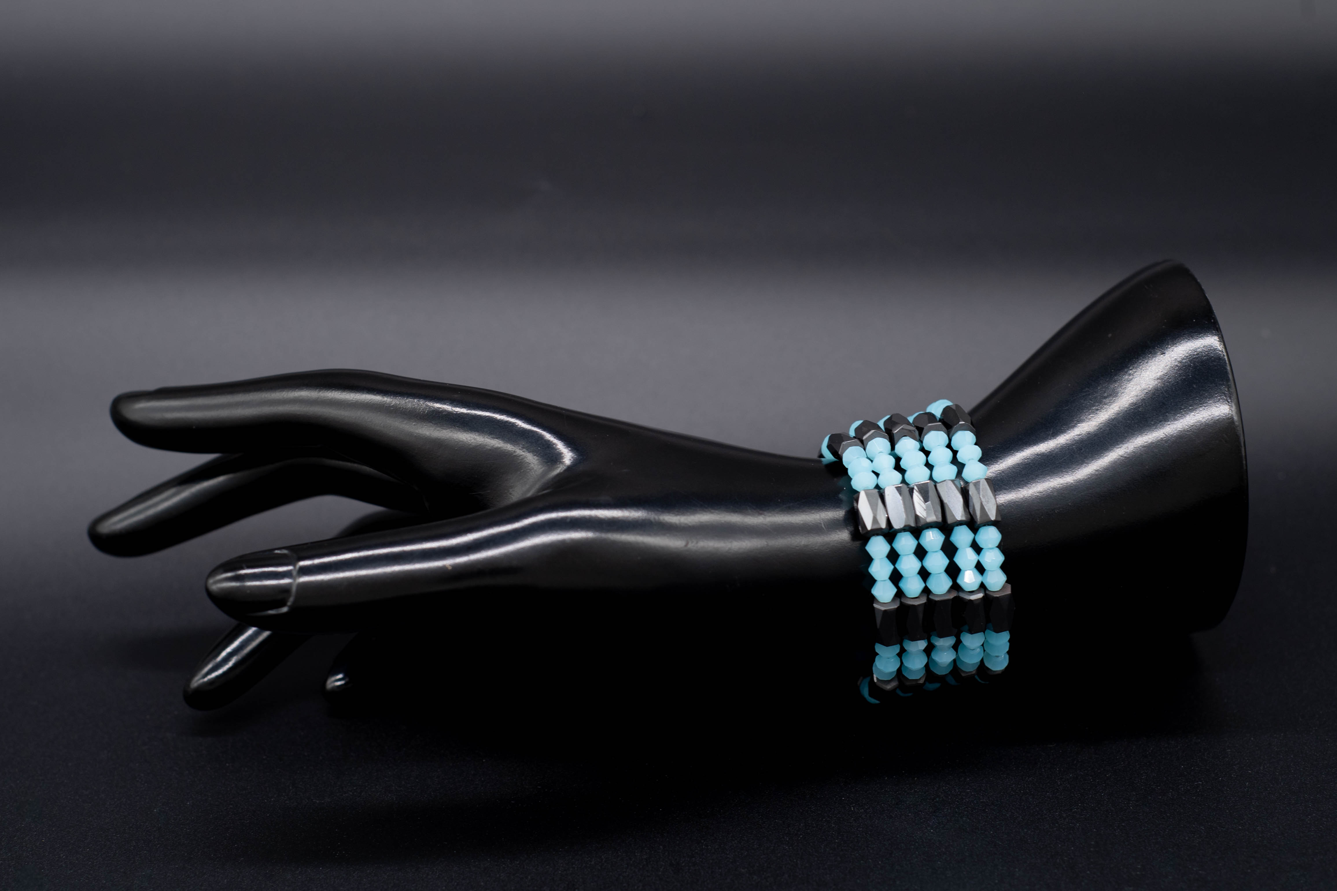 Magnetic Wrap: Icy Shore